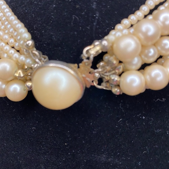 Multi strand Champagne pearl necklace Perfect for wedding, party or event - Picture 5 of 5